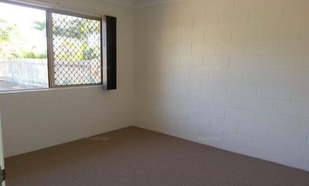 Affordable, Family-Friendly Living in a Quiet Cul-de-Sac - Photo 5
