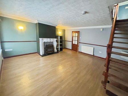 3 bedroom semi-detached house to rent - Photo 2