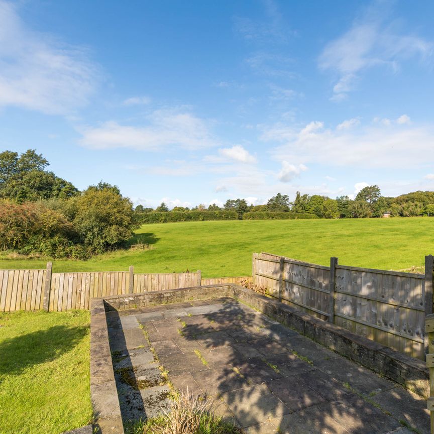 Fieldside Avenue, Euxton, PR7 6JF - Photo 1