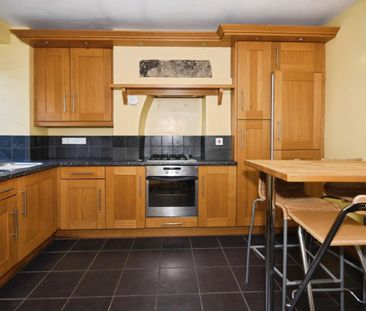 3 bedroom House To Let - Photo 6