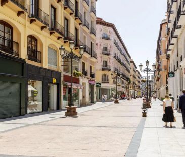 Zaragoza - Photo 1
