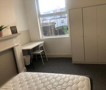 2 bedroom house share to rent - Photo 4