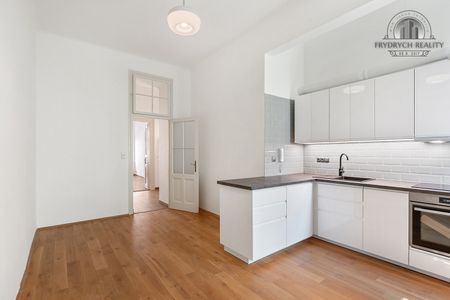 Pronájem bytu 3+kk 80 m² - Fotografie 5