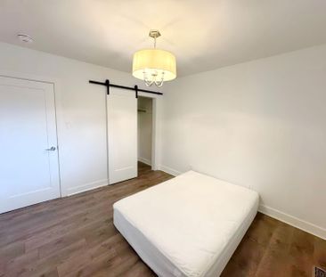 For Lease - 741 Proctor Road Unit# Upper, Burlington, Ontario - Photo 4