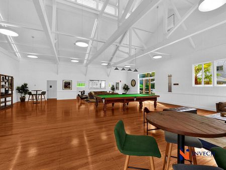 Level 5- Spacious One Bedroom Apartment for Rent - Photo 3