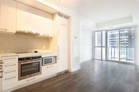 For Lease - 87 Peter Street Unit# 2015, Toronto, Ontario - Photo 2