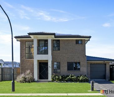 Luxury 4 Bedroom Home - Great Location! - Photo 5