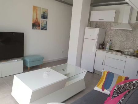 Calle Pelay Correa, Sevilla, Andalusia 41010 - Photo 5