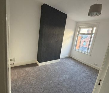 2 Bedroom property in LE3 Area - Photo 3