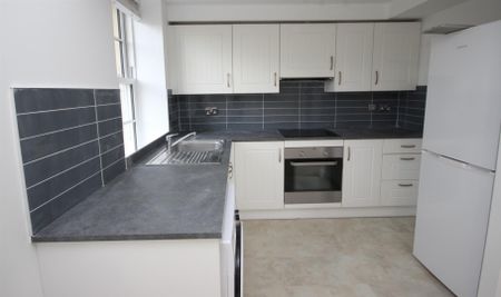 2 bed Flat for let - Photo 2