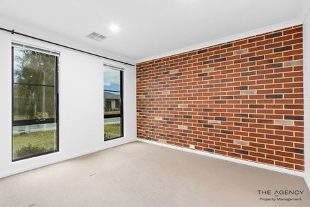 Spacious Modern Family Home in Prime Wellard Location - Photo 3