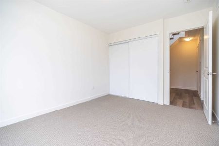 For Lease - 18 Whitaker Way Unit# 449, Whitchurch-Stouffville, Ontario - Photo 5