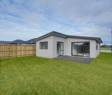 Snap up your own oasis in Pegasus! - Photo 4