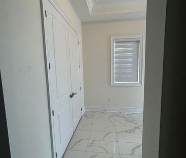 For Lease - 13 Ballantyne Boulevard, Vaughan, Ontario - Photo 5