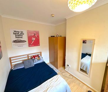 4 bedroom house to rent - Photo 3