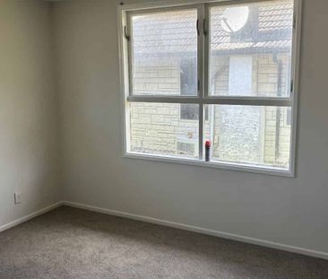 Ready and waiting for you!! - Photo 2