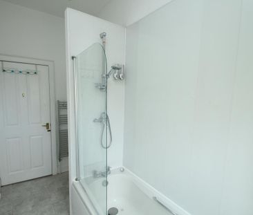 3 bedroom apartment to rent - Photo 6