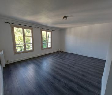 Location Appartement 1 pièce 36m² ROUXMESNIL BOUTEILLES 76370 - Photo 1