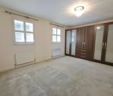 Aston Close, HEMEL HEMPSTEAD - Photo 3