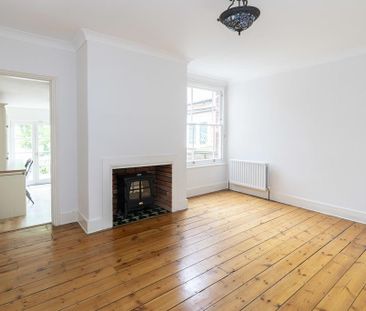 4 bedroom terraced house to rent - Photo 6