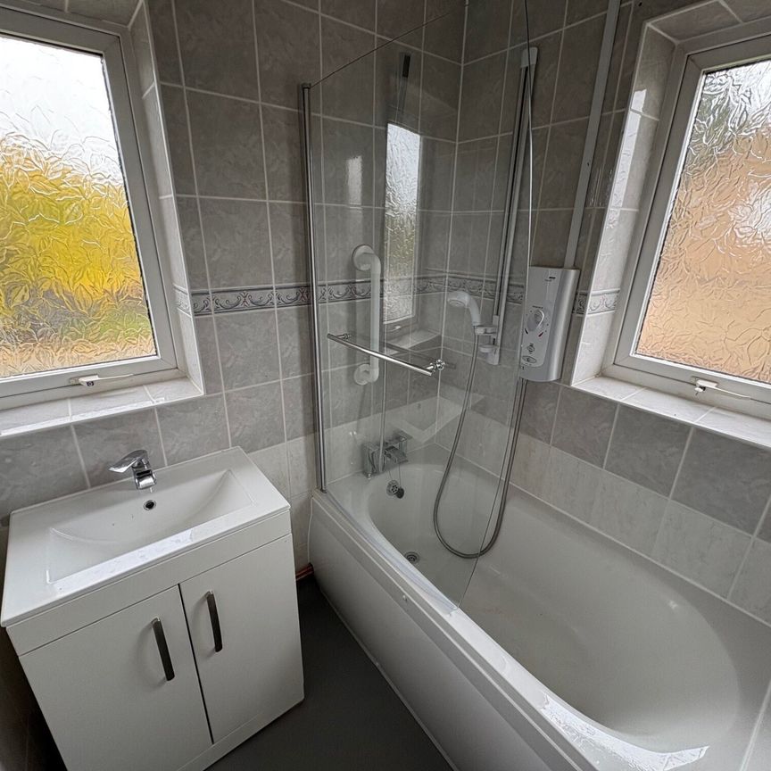 SalterfordRoad, Hucknall, NOTTINGHAM - Photo 1