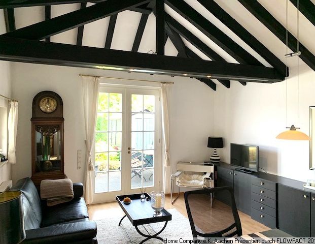 Brand: Schick möbl. Fachwerkhäuschen in denkmalgesch. Hof, m. Terrasse + Stellplatz - Photo 1