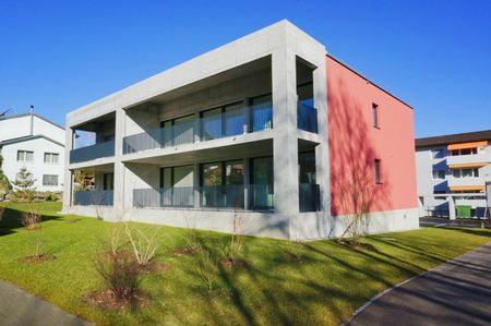 Stilvolle 4.5-Zimmerwohnung mit grossem Balkon - Foto 2