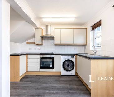 2 bedroom terraced to rent Langcliffe Drive, Heelands, MK13 - Photo 4