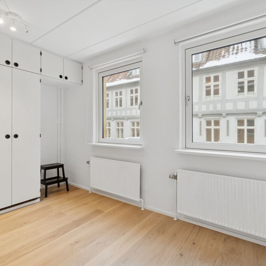 Hyggeligt møbleret byhus i Latinerkvarteret, Aarhus C - Photo 1