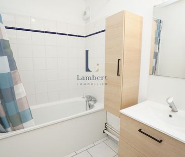 Location Appartement 4 pièces 80m² - Photo 3