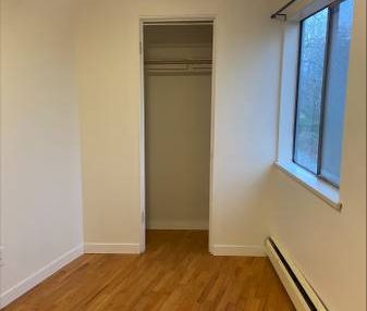 Charming Jr 1-Bedroom | Steps from Commercial Drive! - Photo 1