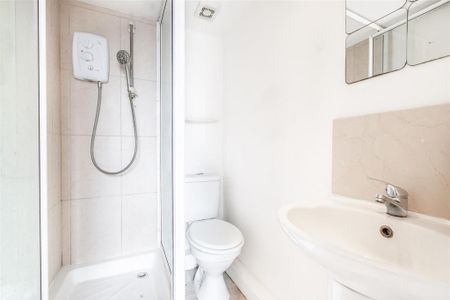 Studio to rent - Photo 5