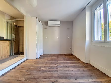 Noves, centre : Maison de village T3 58 m² avec 2 chambres, - Photo 4