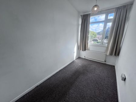 3 bedroom maisonette to rent - Photo 3