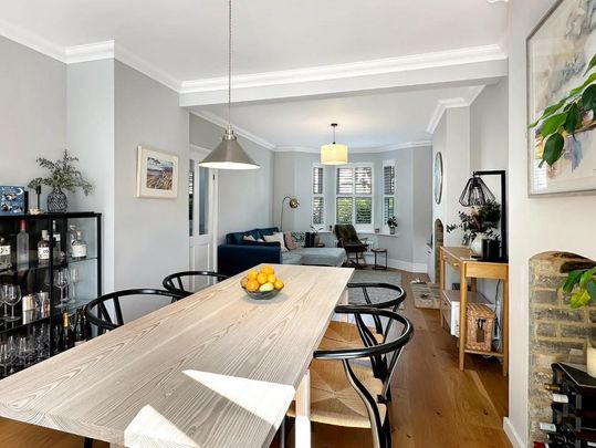 2 bedroom end of terrace house to rent - Photo 1