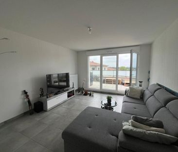 location Appartement T2 DE 57.24m² À ST ORENS DE GAMEVILLE - Photo 2