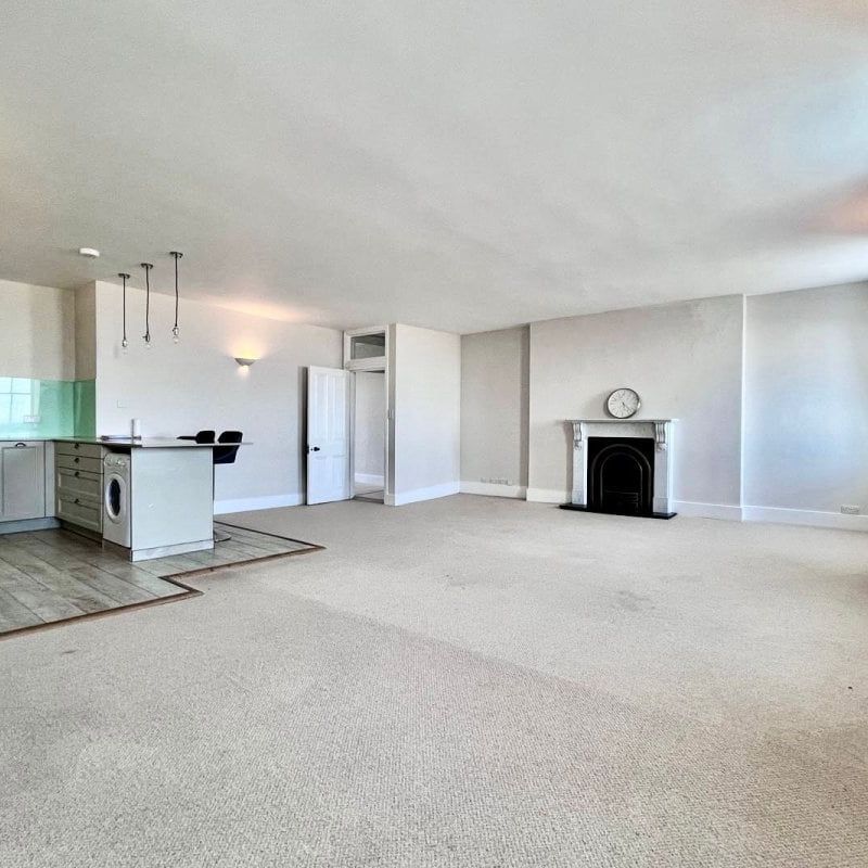 Heene Terrace - Photo 1