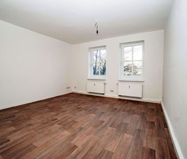 Tolle 3-Raum-Wohnung, 2 Bäder, zentrumsnah, zum baldigen Einzug - Photo 3