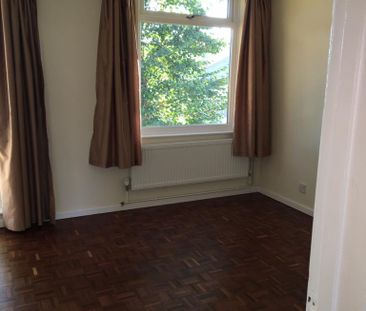 2 bedroom maisonette to rent - Photo 4