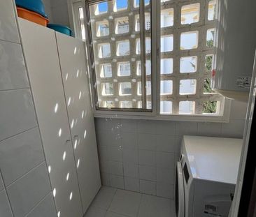 Luxury Apartment for rent in The Golden Mile, Marbella, Andalusia - Photo 3