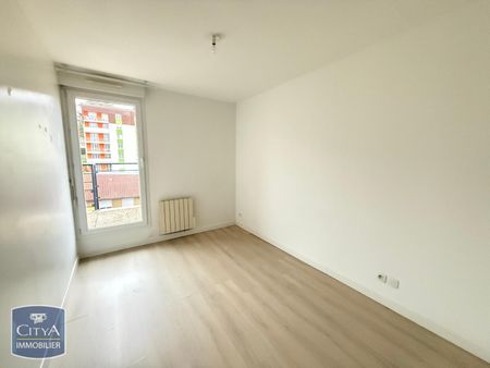 Location Appartement 3 pièces 58m² ST ETIENNE 42000 - Photo 2