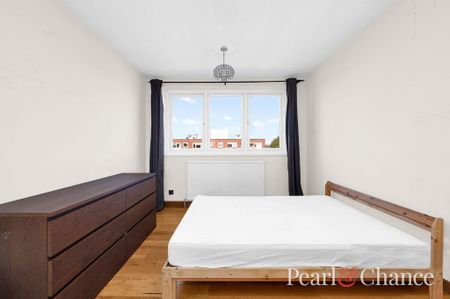 3 bedroom apartment to rent - Photo 4