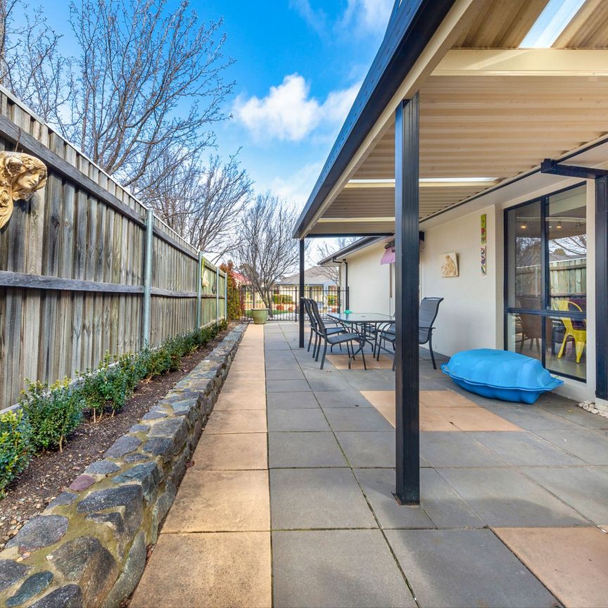 24 Bluestone Garden, Jerrabomberra - Photo 1