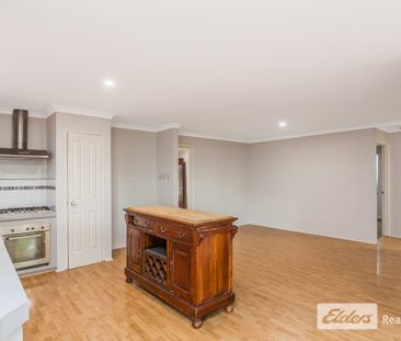 RECENTLY RENOVATED !! - Photo 4