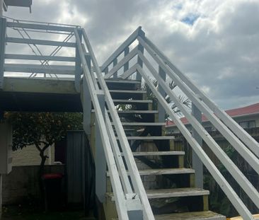 So Handy -1 Bedroom Unit/Apartment Papatoetoe - Photo 1
