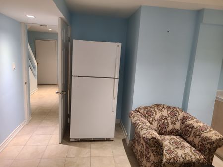 For Lease - 9 Ness Road, Brampton, Ontario - Photo 3