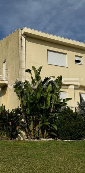 Moradia T4 - Photo 1