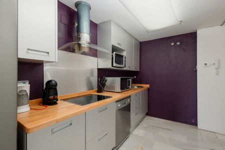 2 Bedroom Apartment For Rent in Puerto Banús, Málaga - Photo 5