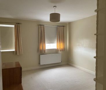 4 bedroom detached house to rent - Photo 3