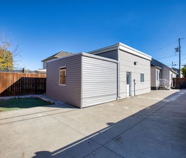 For Lease - 85R Robins Avenue, Hamilton, Ontario - Photo 6